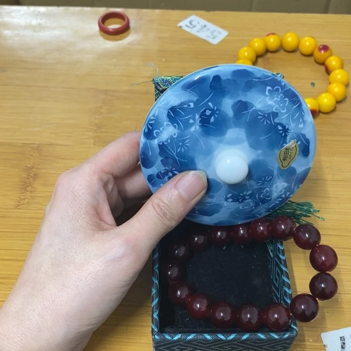 摆件中古工艺品一件