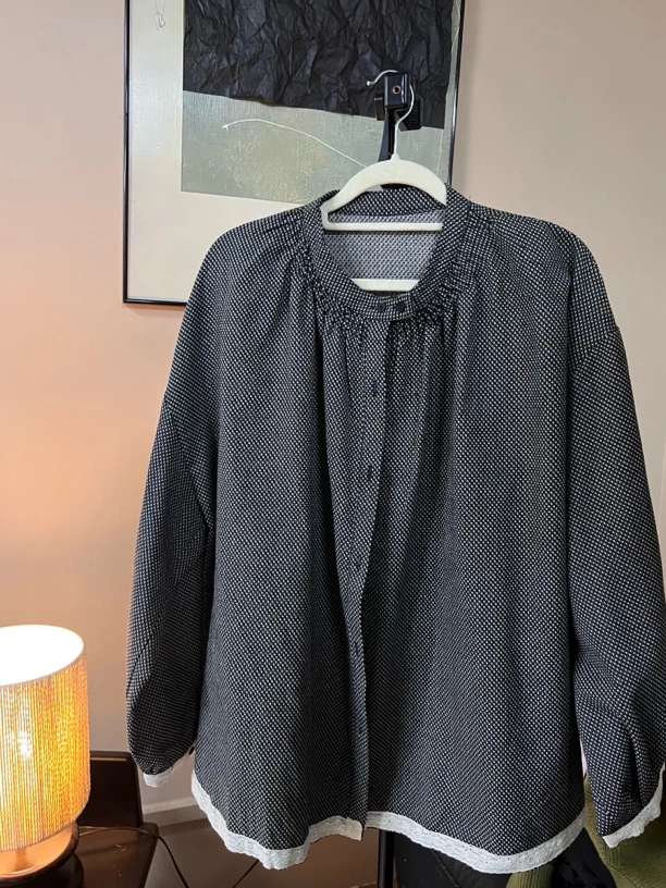 HUI - 【黑色小格子蕾丝花边小衫】1378 黑色小格子蕾丝花边小衫