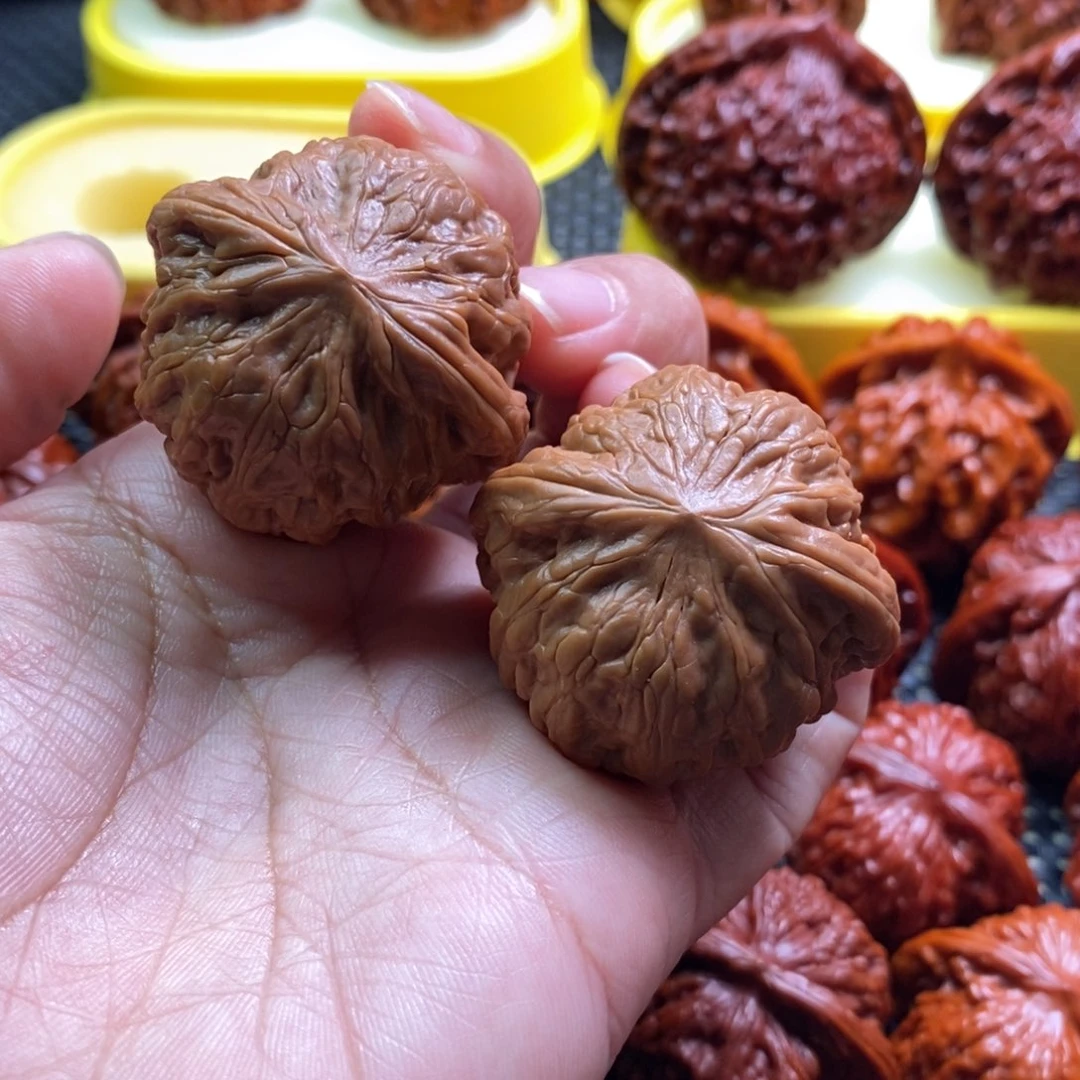 文玩核桃把件铁锤