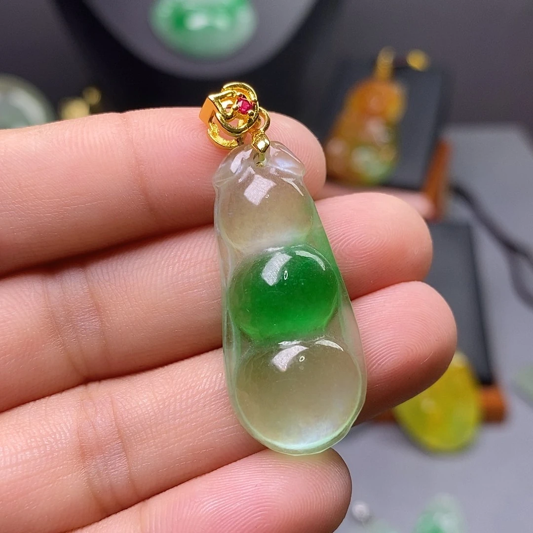 吊坠(赠链)未镶嵌翡翠