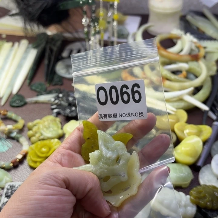 蛇纹石玉发饰合金柒*
