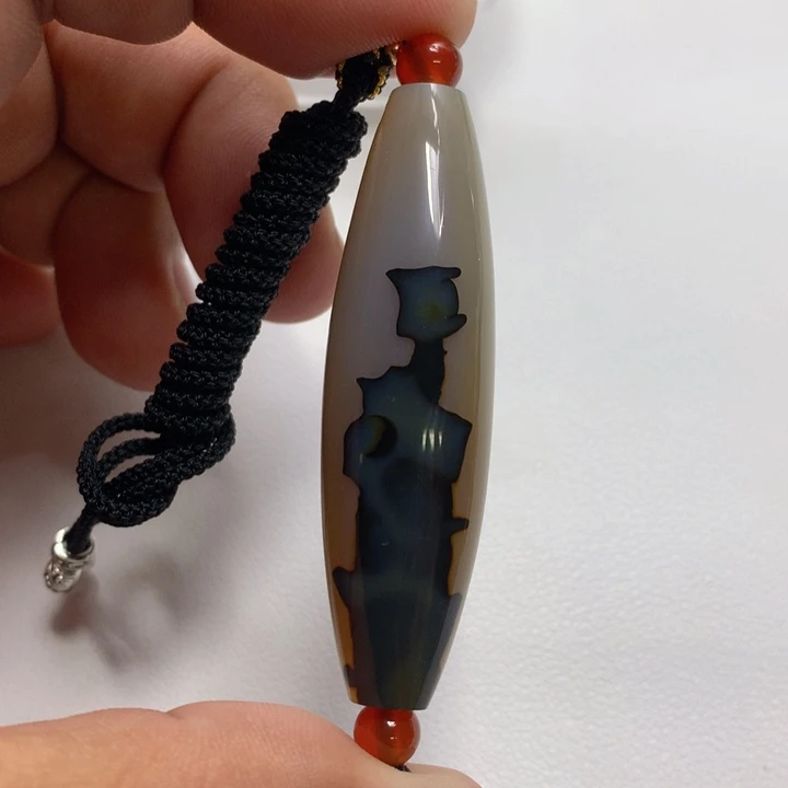 玛瑙/玉髓颈饰未镶嵌钧