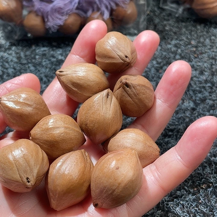 佳***臣橄榄核吊坠2.1✖️2.8二十六颗