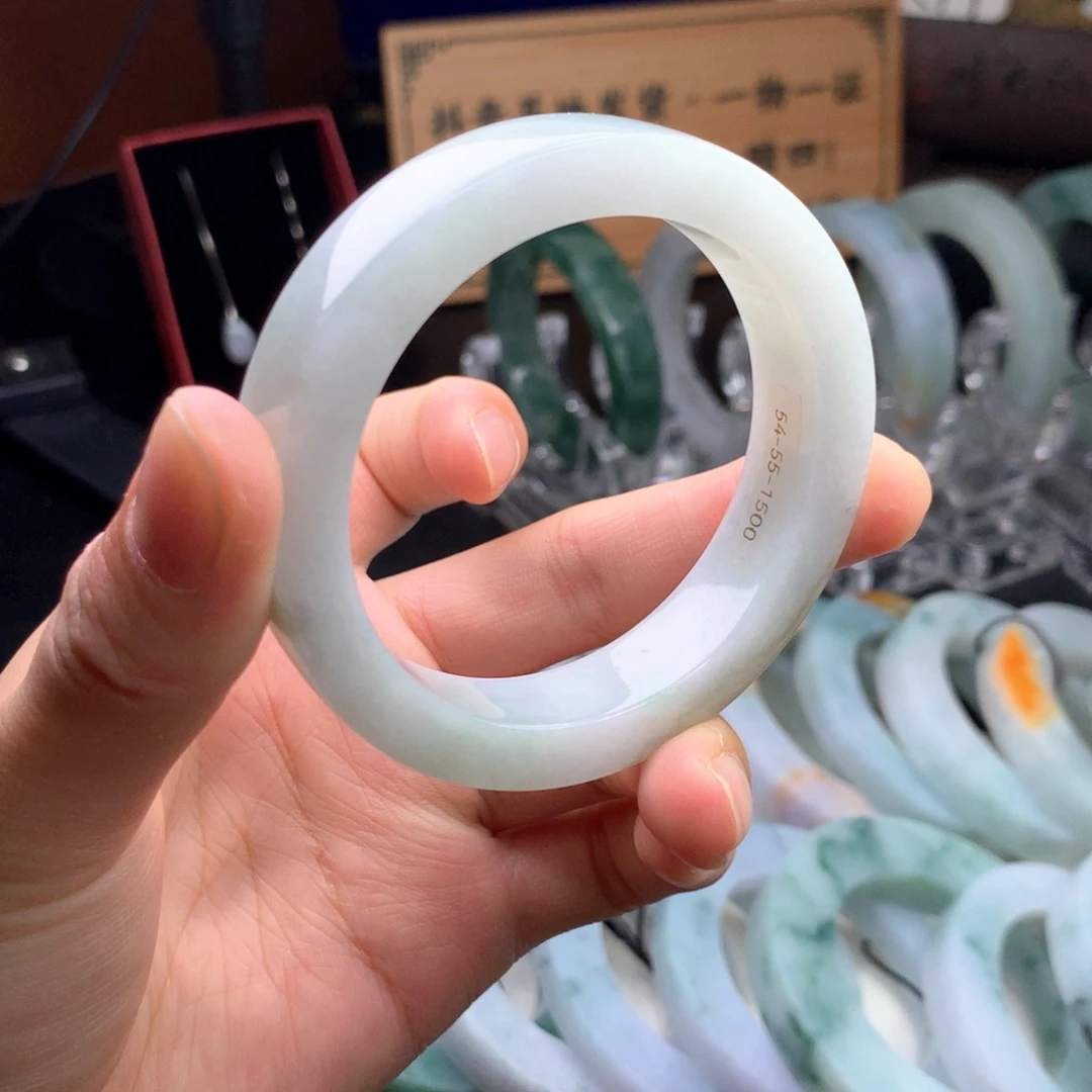 定制翡翠不退不换未镶嵌