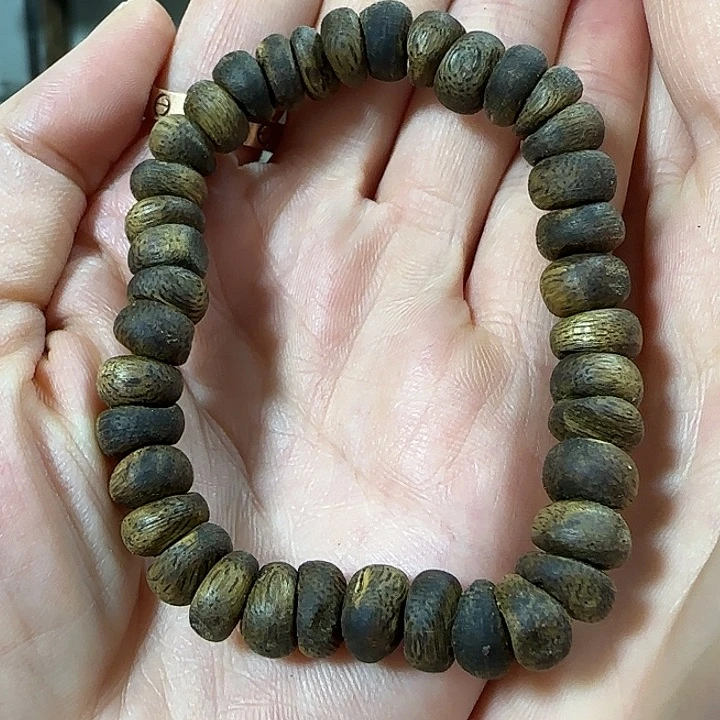 沉香手串绿奇楠沉香算盘珠虫漏单圈8克手串