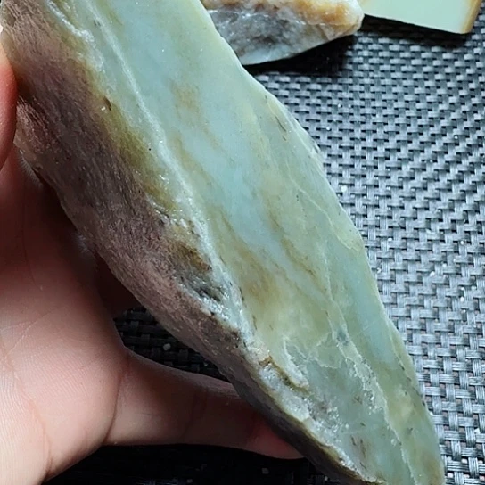 和田玉（糖玉）未镶嵌珠宝半成品