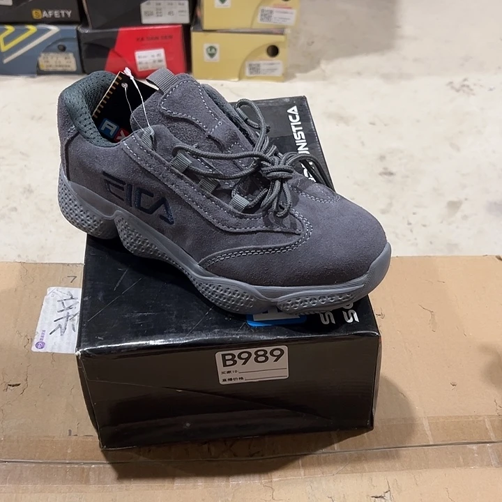 989号。38码防砸防刺劳保鞋。