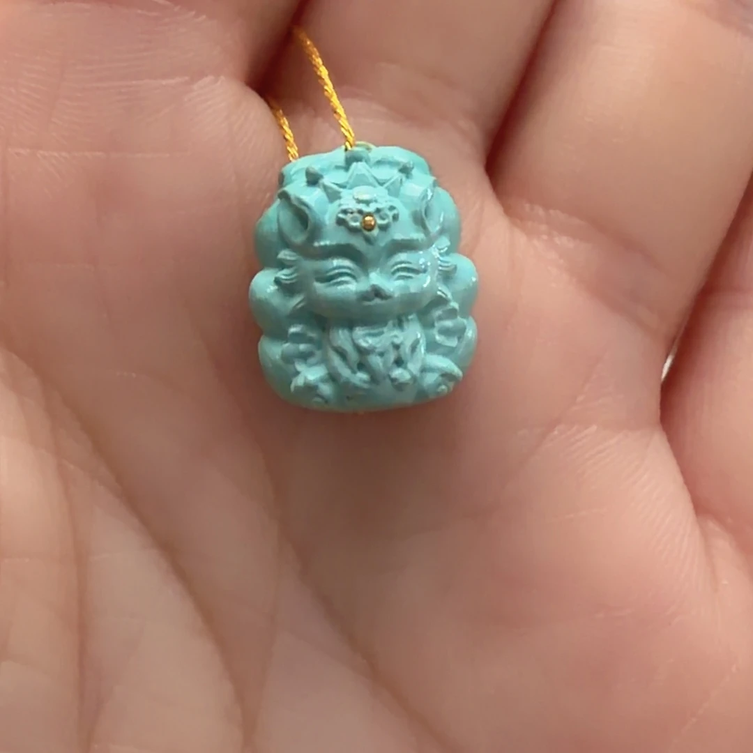 绿松石未镶嵌颈饰