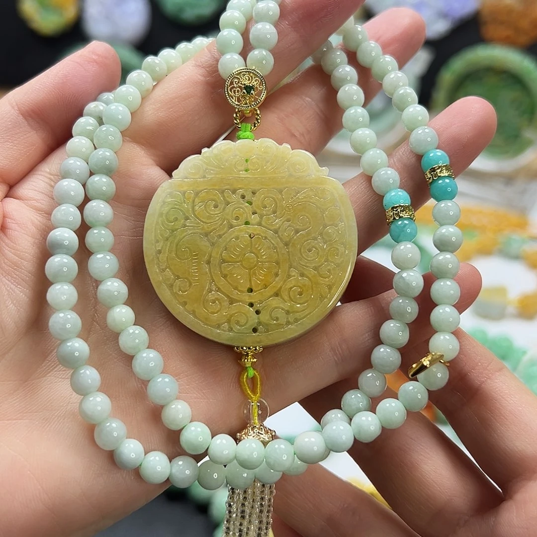 翡翠未镶嵌颈饰吊坠