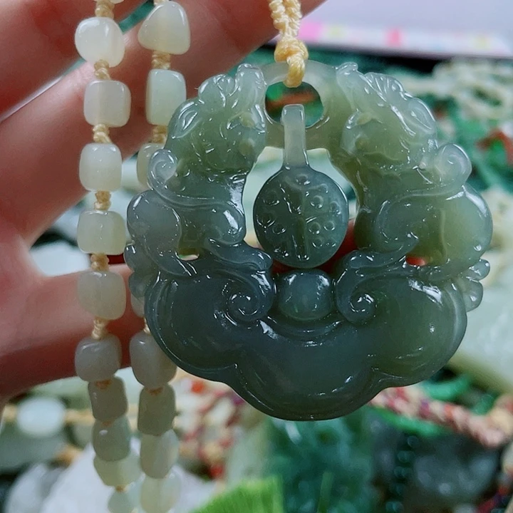 未镶嵌和田玉挂件