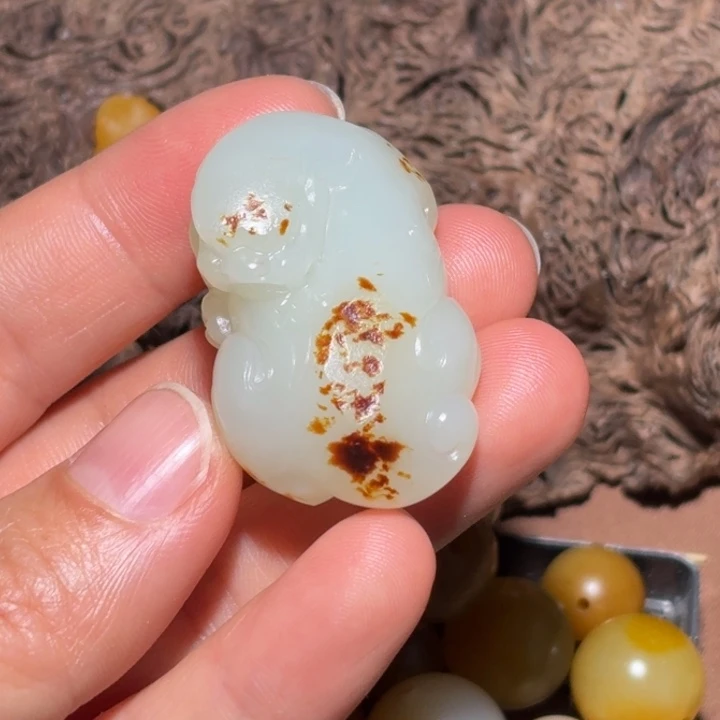 和田玉（糖玉）未镶嵌颈饰