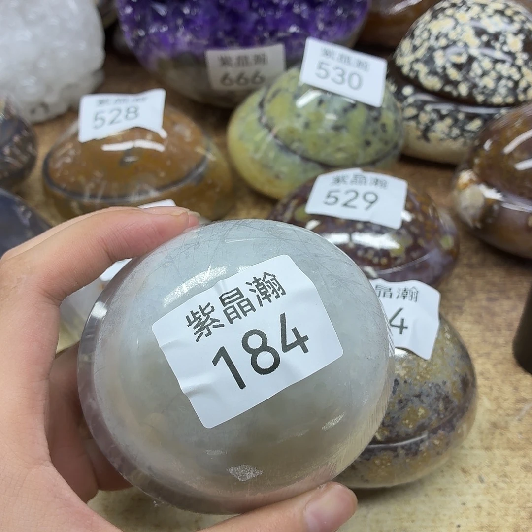 香***儿水晶大型摆件（非配饰）未镶嵌