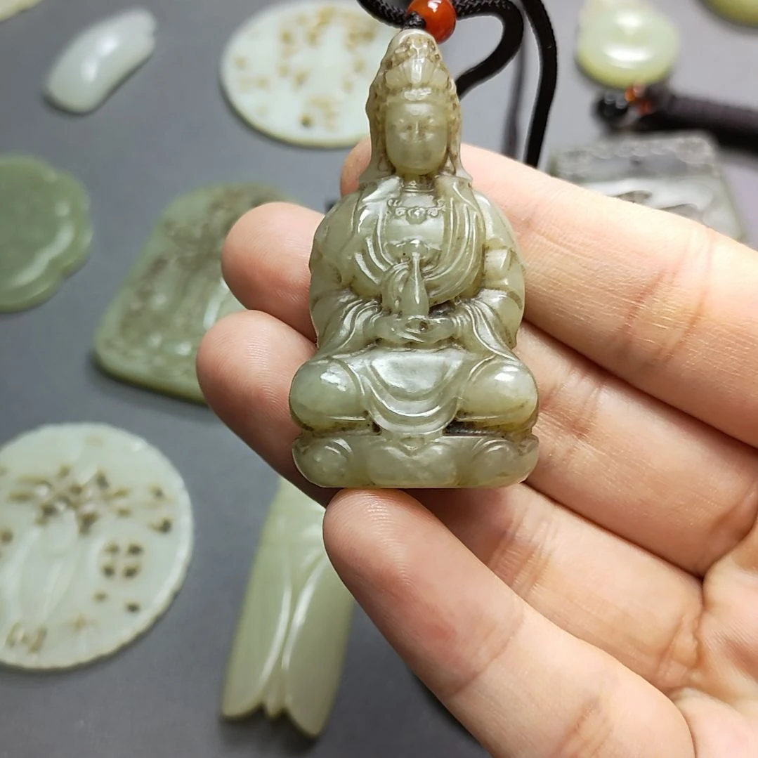 和田玉未镶嵌颈饰