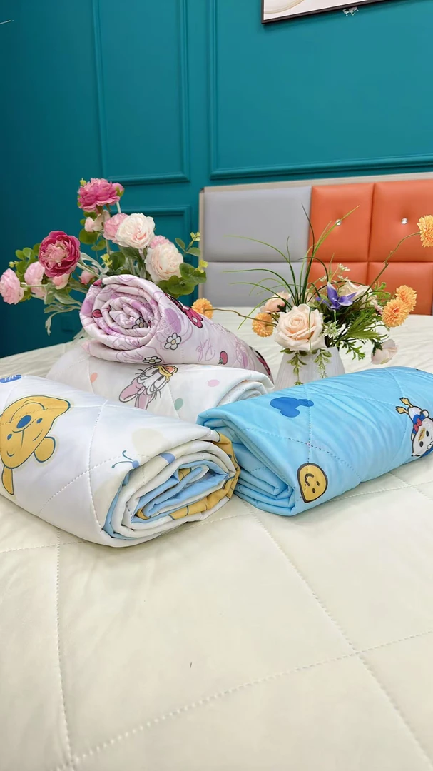 儿童卡通凉感丝午休被凉感被小盖毯70*100夏被学生冰淇淋空调被