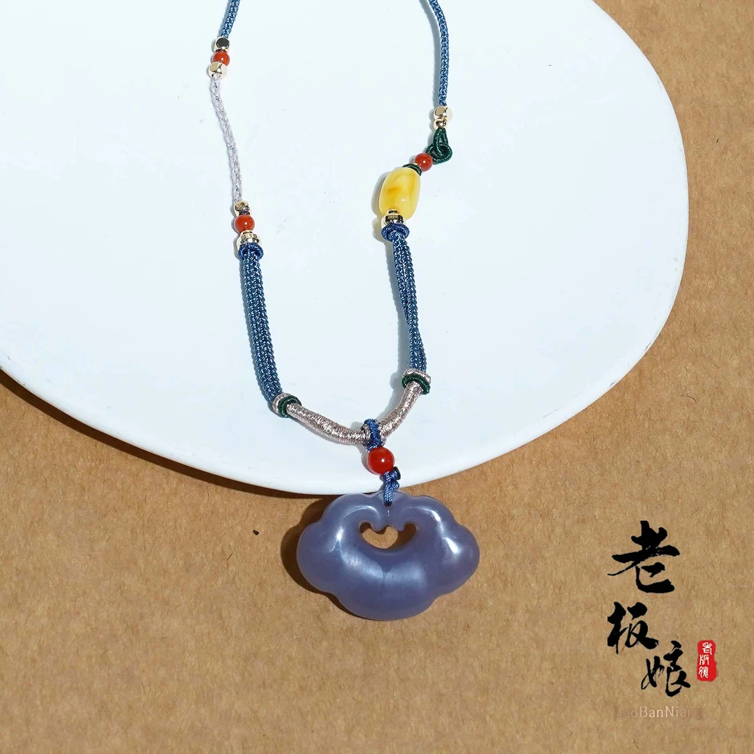 甄选好物烟紫平安锁吊坠