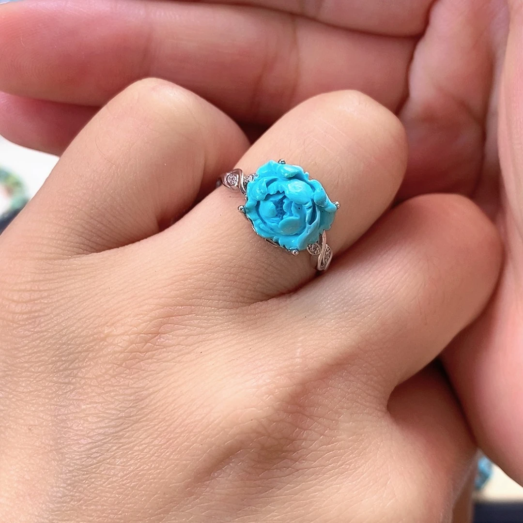 旺***饼绿松石未镶嵌珠宝奇石