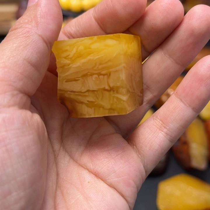 未镶嵌定制蜜蜡蜜蜡定制