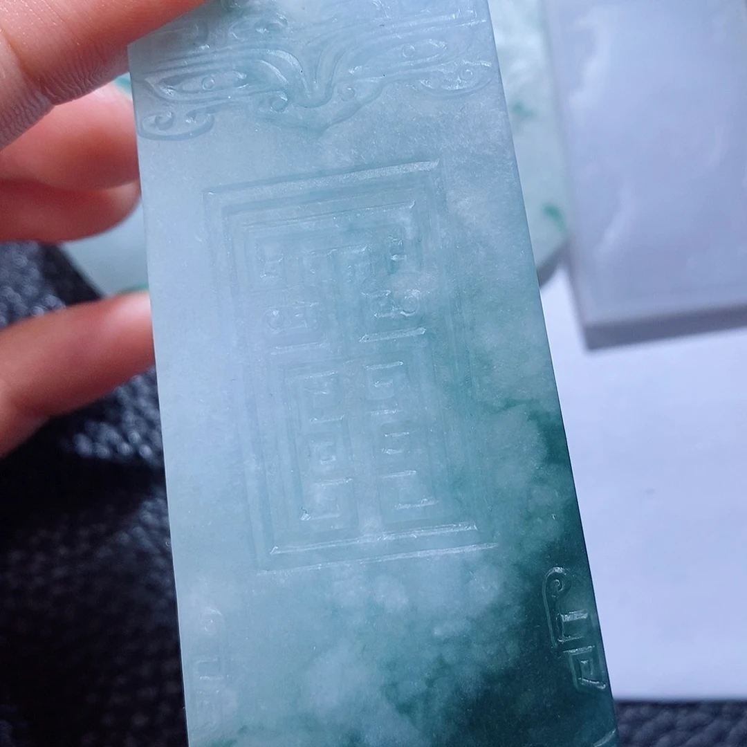 定制翡翠未镶嵌毛货付款后确认抛光