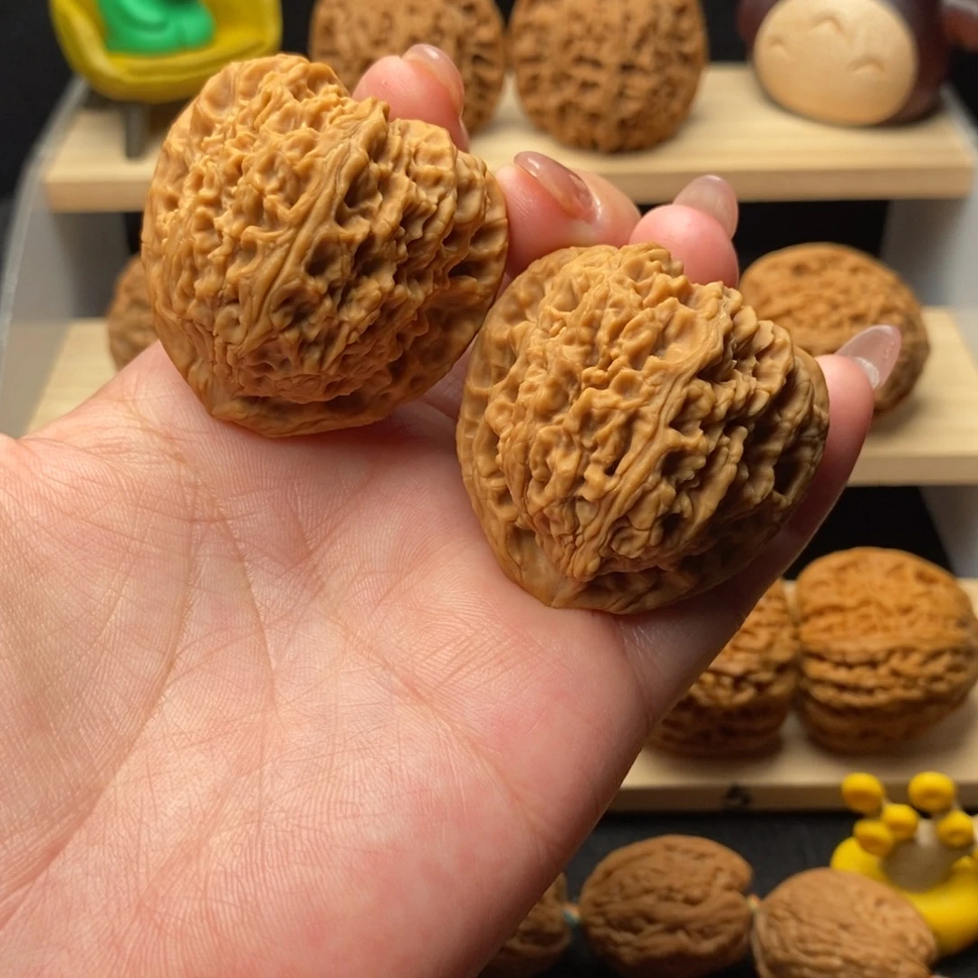 把件文玩核桃34号南将石三角全品原生态