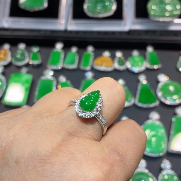 翡翠18K金镶嵌吊坠(不含链)翡翠