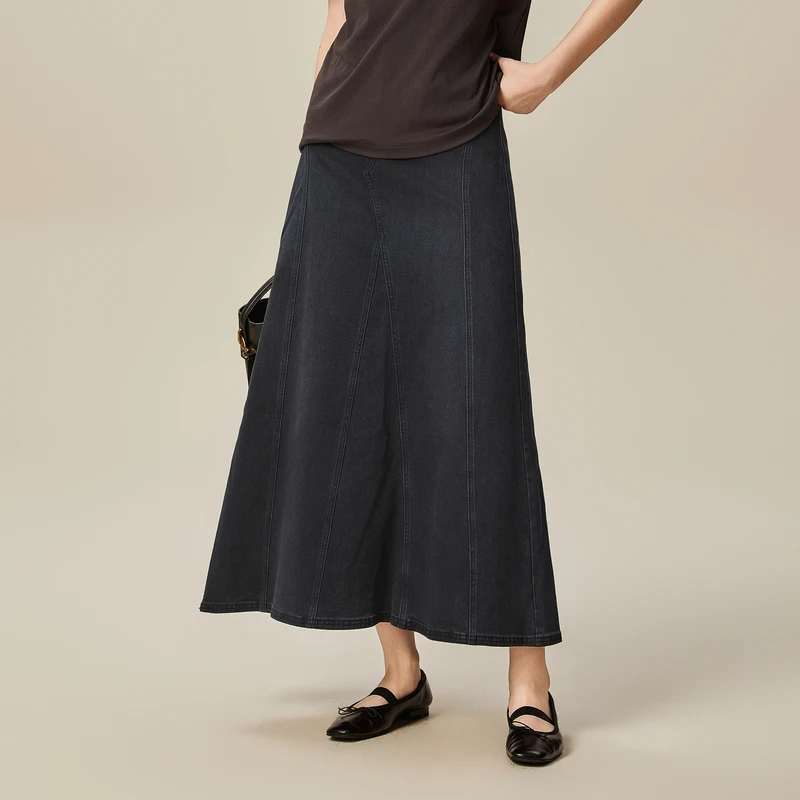 XK103023A190-XG雪歌春款黑色半身裙