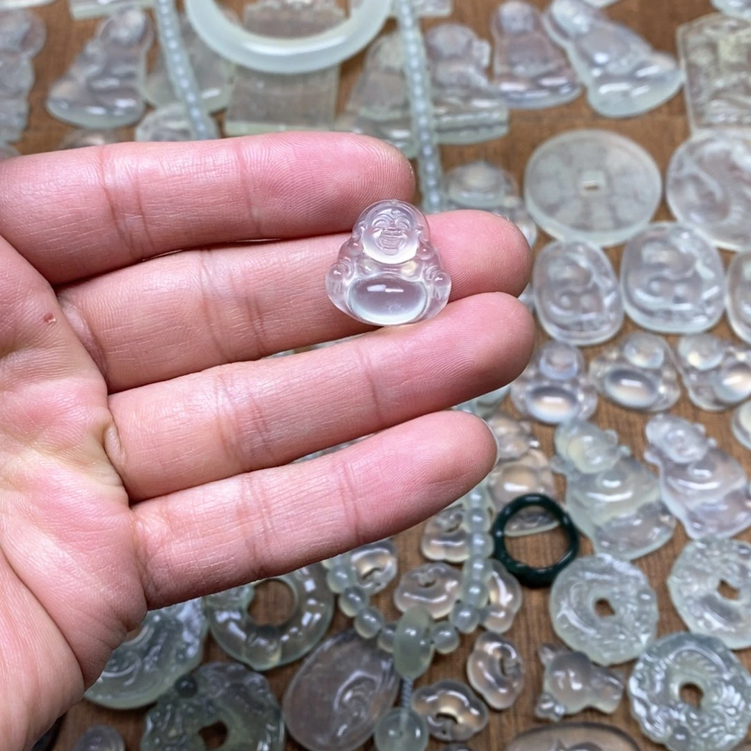 岫玉吊坠(不含链)未镶嵌