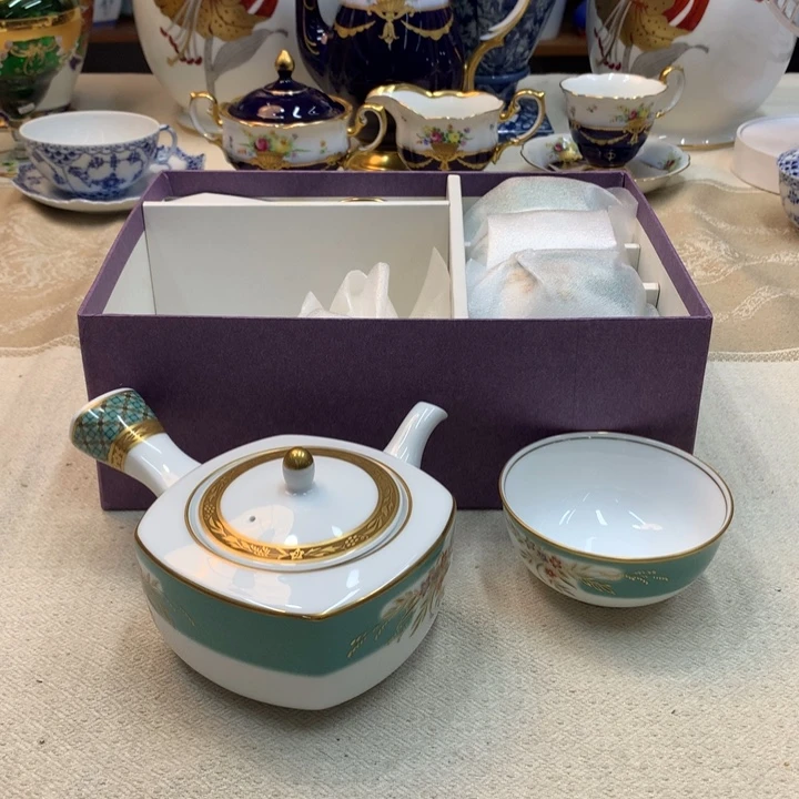 紫砂金瓷阁精品瓷器店