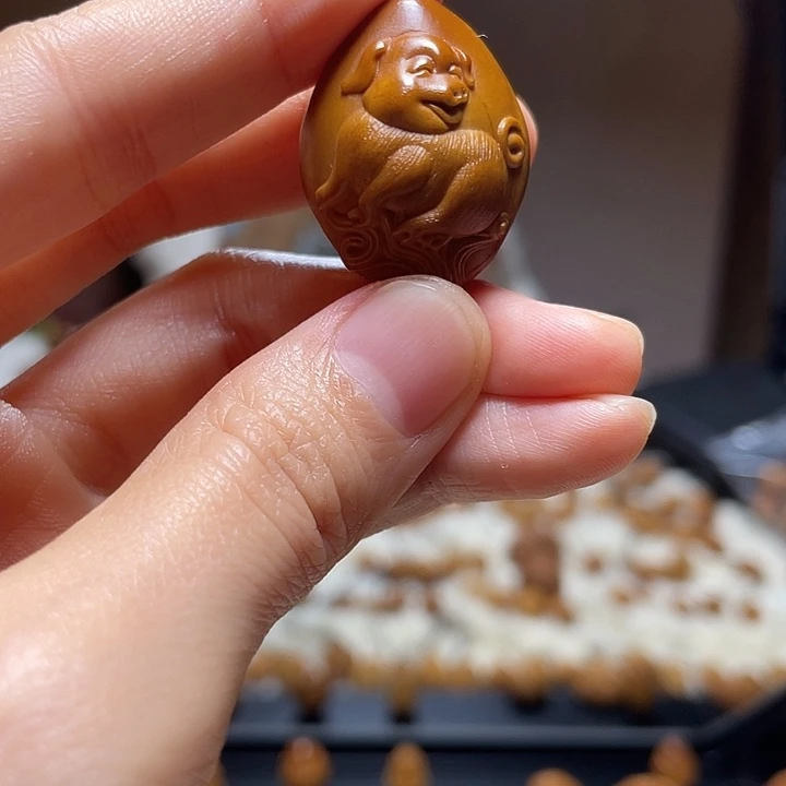 橄榄核吊坠橄榄 猪