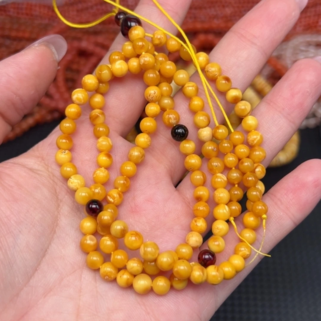 琥珀未镶嵌手链多样性