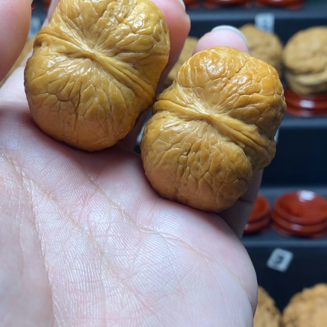 把件文玩核桃40方尊