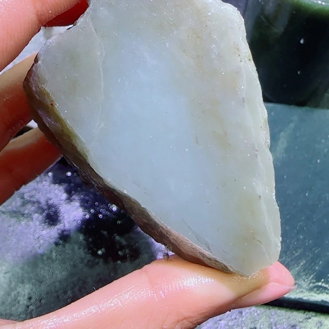 和田玉未镶嵌珠宝半成品