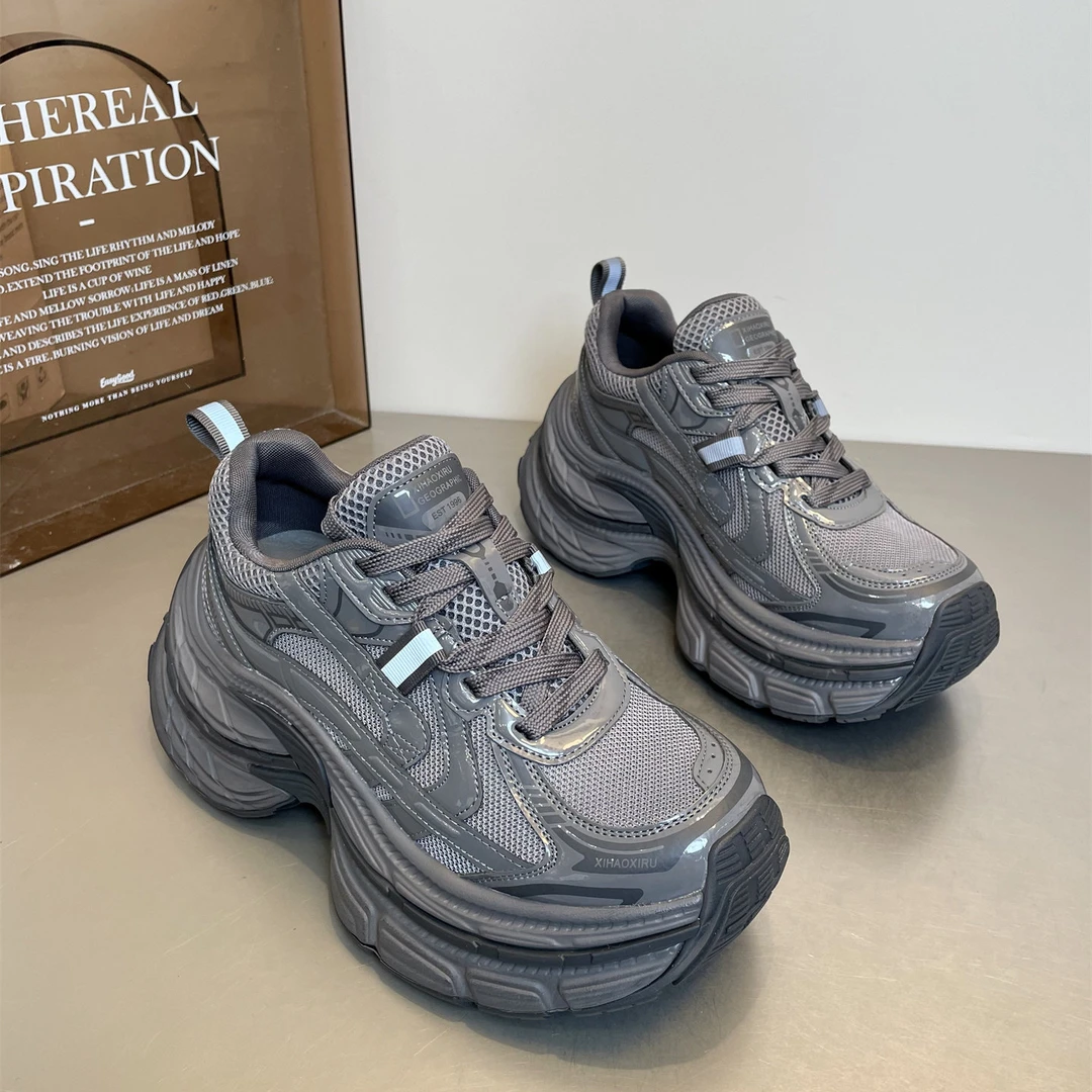 欧洲站欧货潮高级感灰色老爹鞋女款2026新款厚底小个子休闲运动鞋