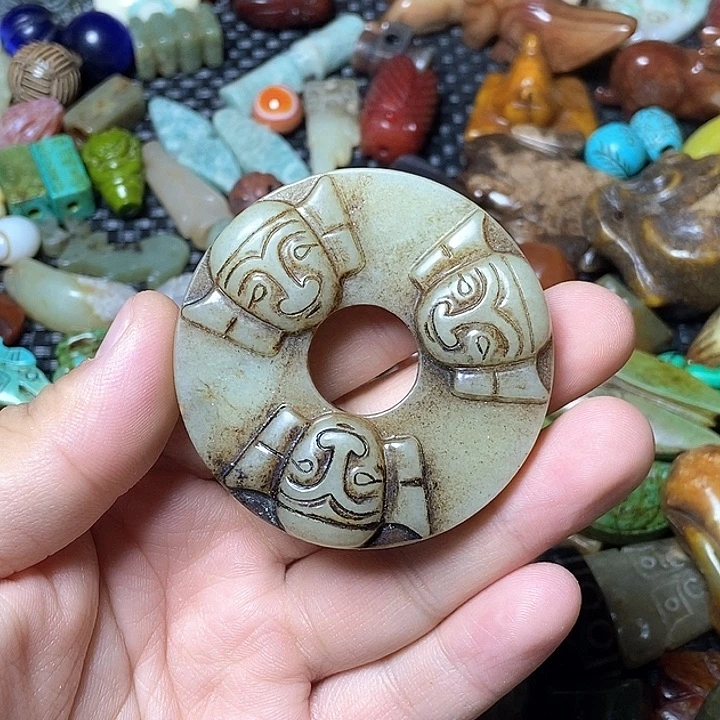 和田玉未镶嵌颈饰51