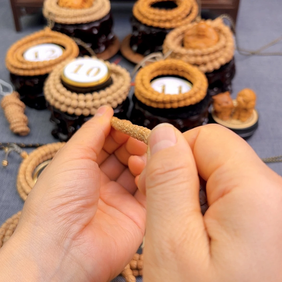 Y***n柏香籽/百香籽手串