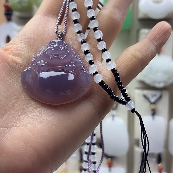 彦***慈石英质玉未镶嵌颈饰