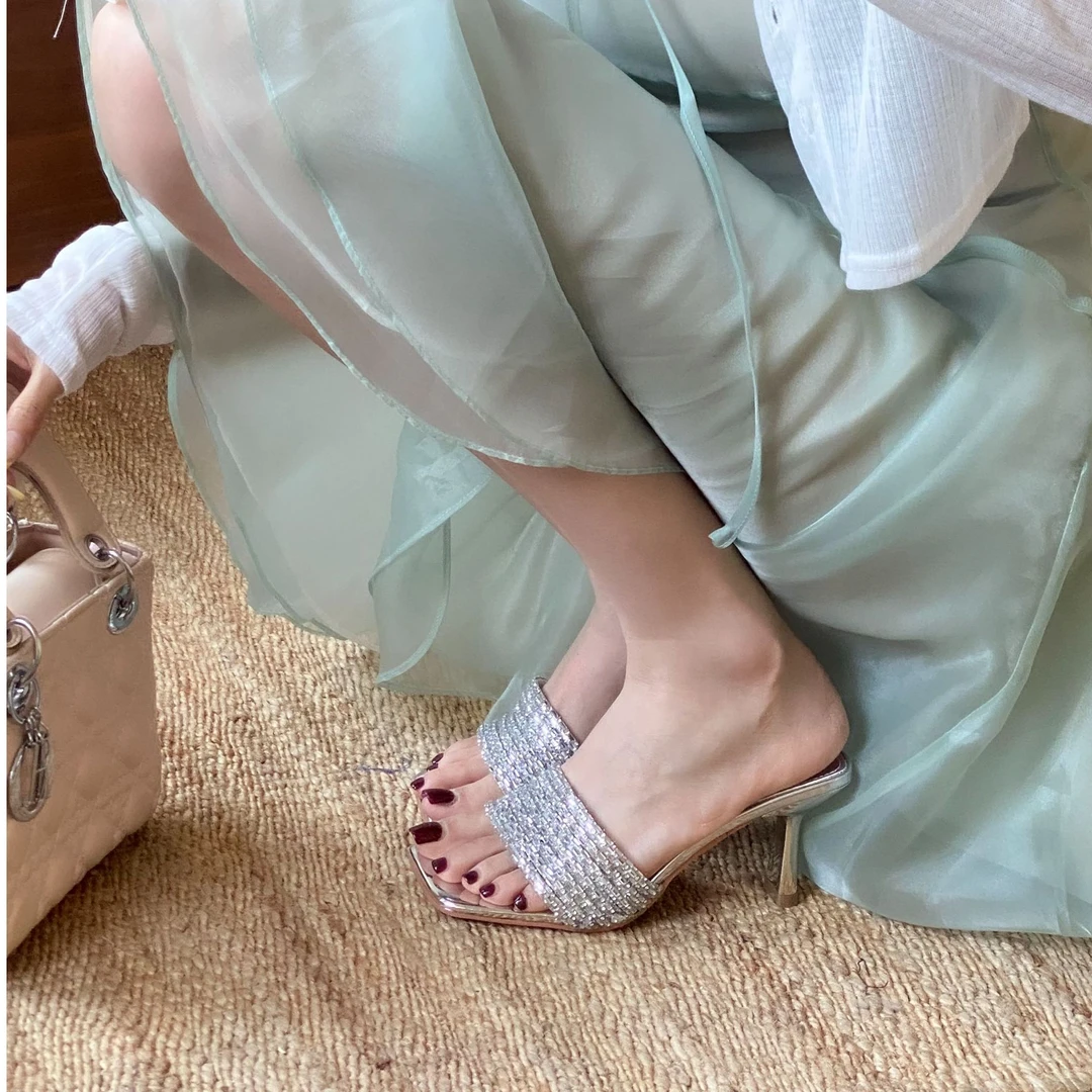 2025新款凉鞋仙女配裙子一字带粗跟方头水钻透明气质绝美高跟鞋