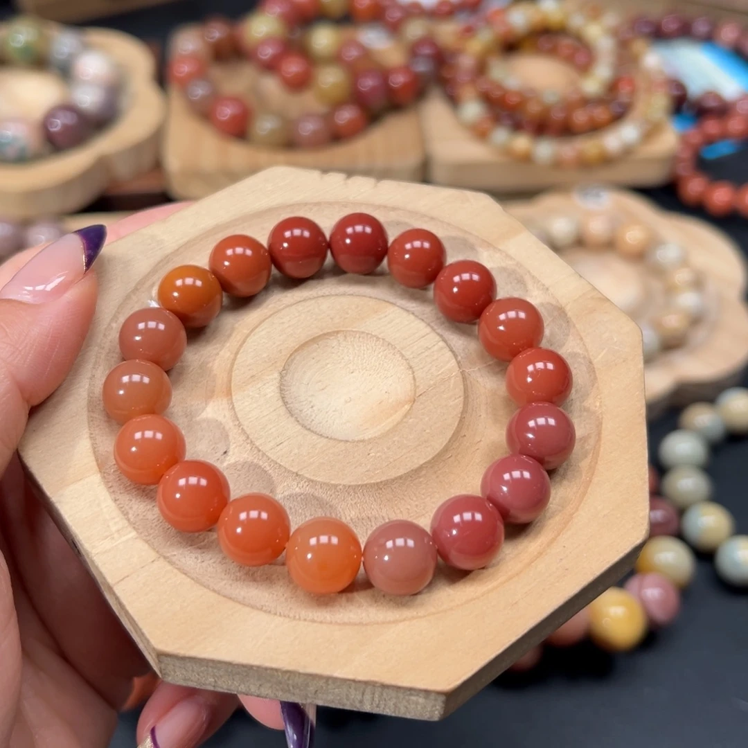 大***喵石英质玉未镶嵌手链82