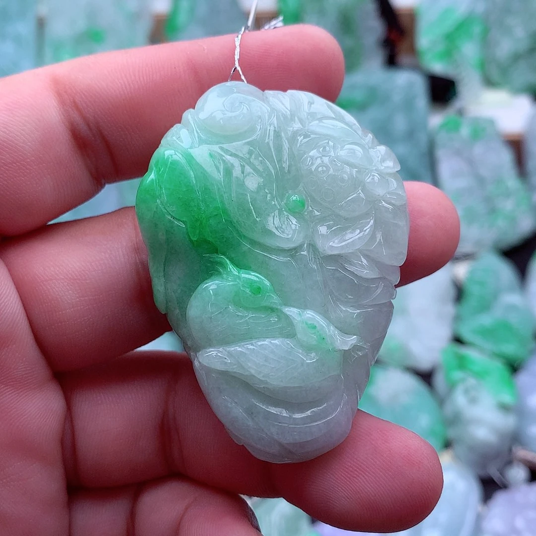 翡翠未镶嵌吊坠(不含链)