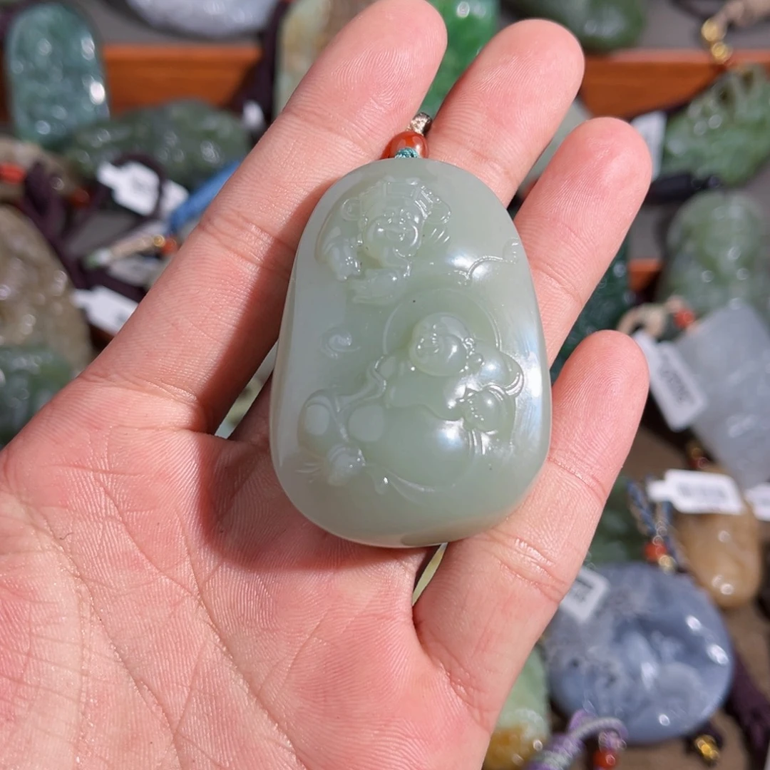 和田玉未镶嵌颈饰