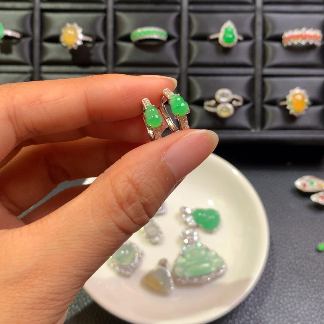 翡翠银S925镶嵌耳饰