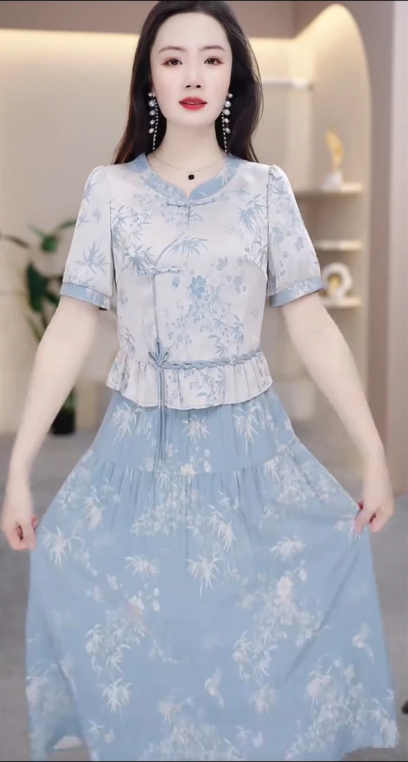 【玥欣服饰】KK781# 2025 夏季  新款  减龄   连衣裙