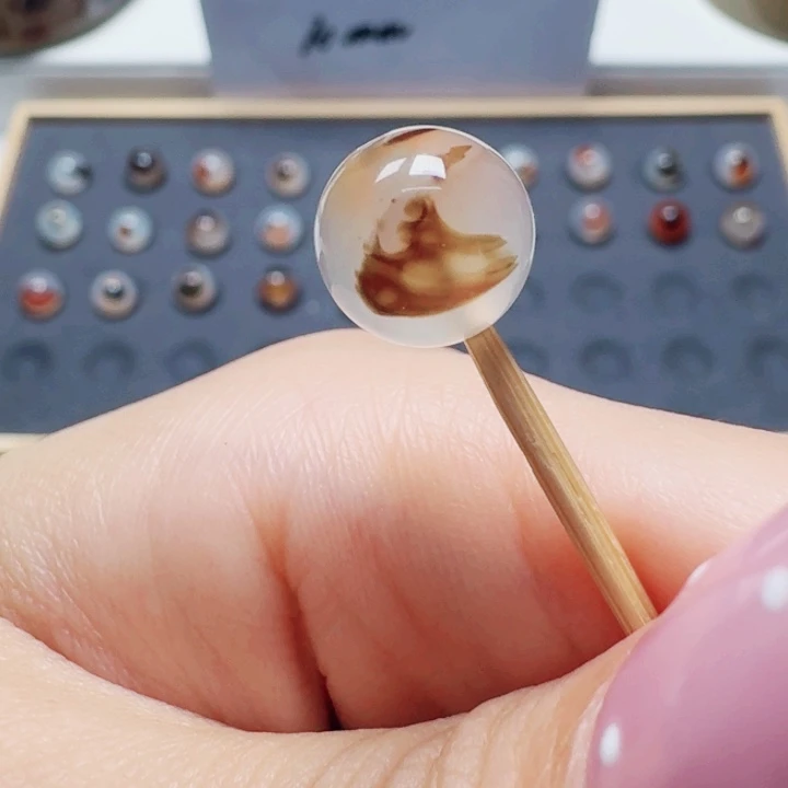 玛瑙/玉髓未镶嵌珠宝奇石