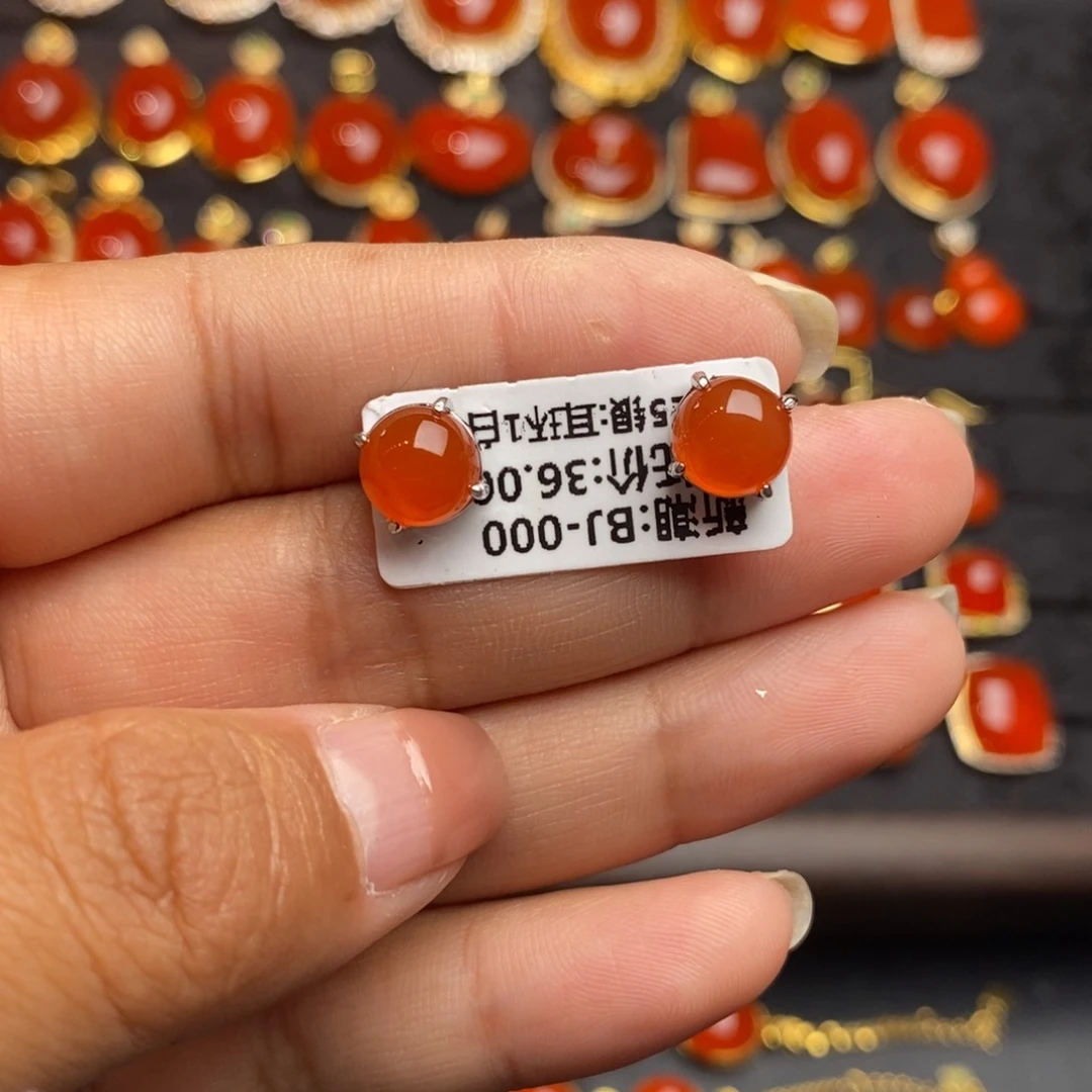 银S925镶嵌南红玛瑙耳饰