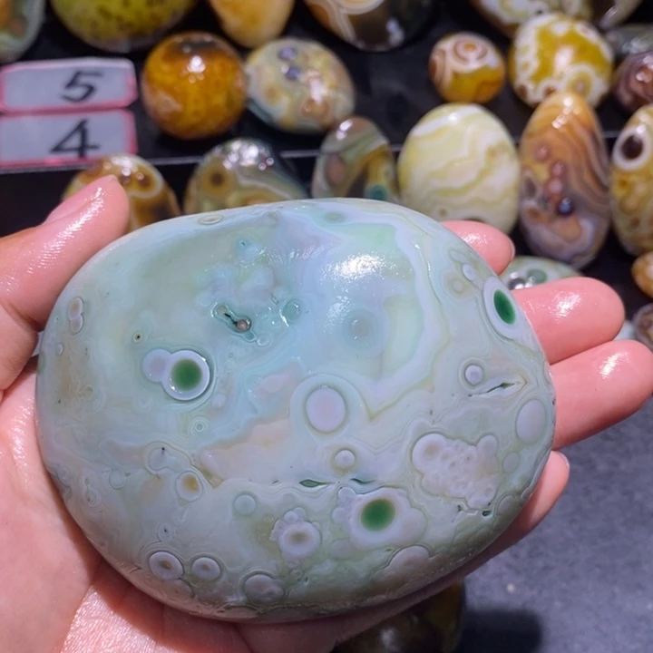 玛瑙/玉髓未镶嵌珠宝半成品130