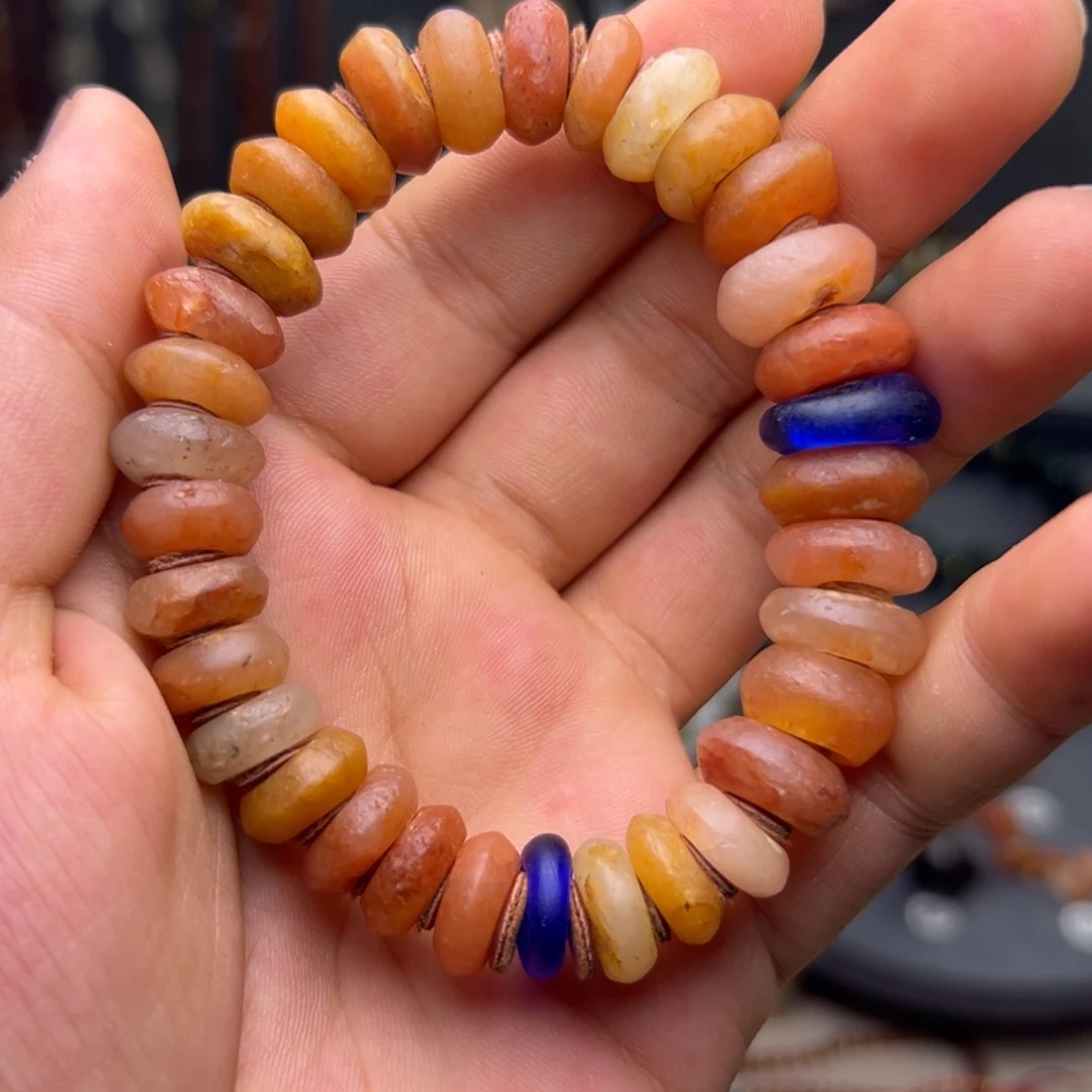 石英质玉合金颈饰