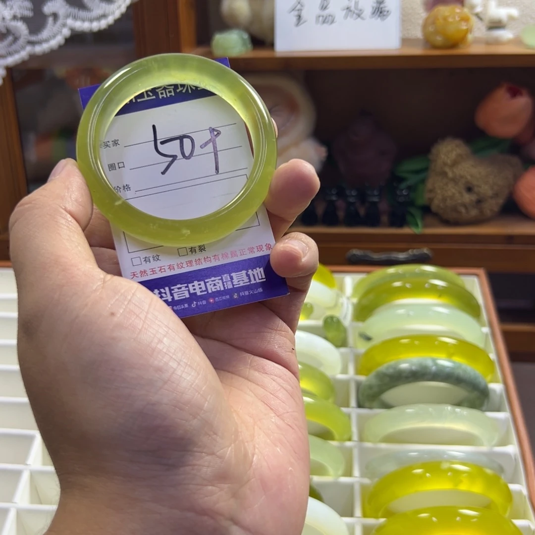 蛇纹石玉未镶嵌手镯296