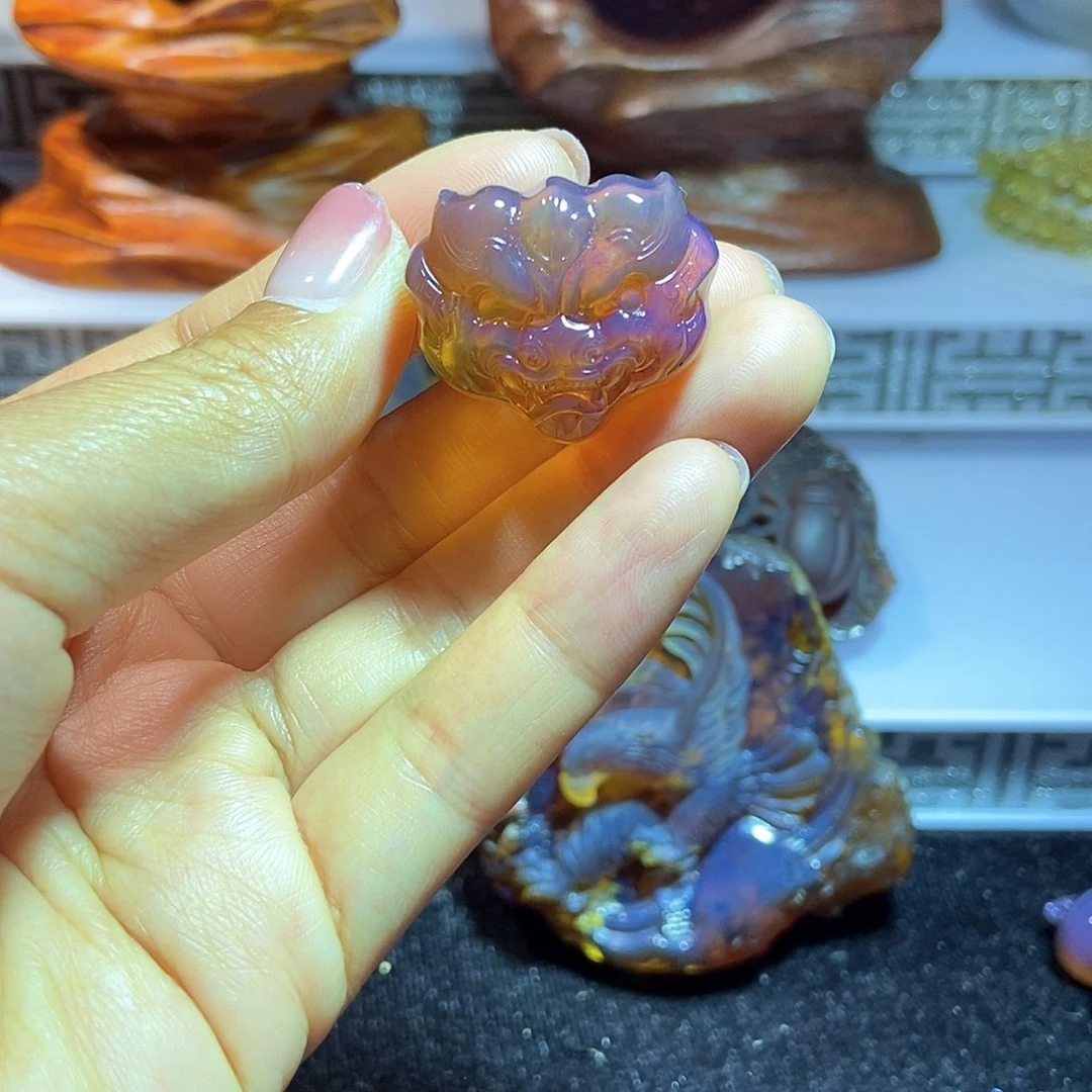 未镶嵌颈饰琥珀缅甸天然琥珀吊坠