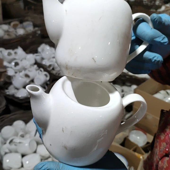 摆件陶瓷盘子碗啥都有