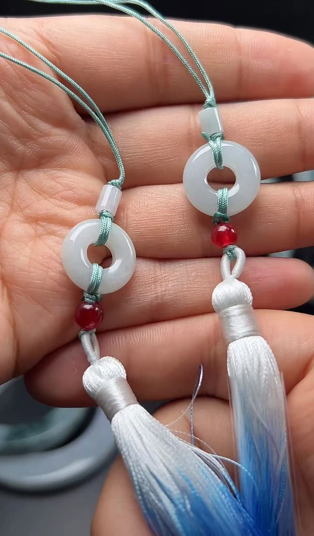 翡翠流苏车挂多样性发一件/