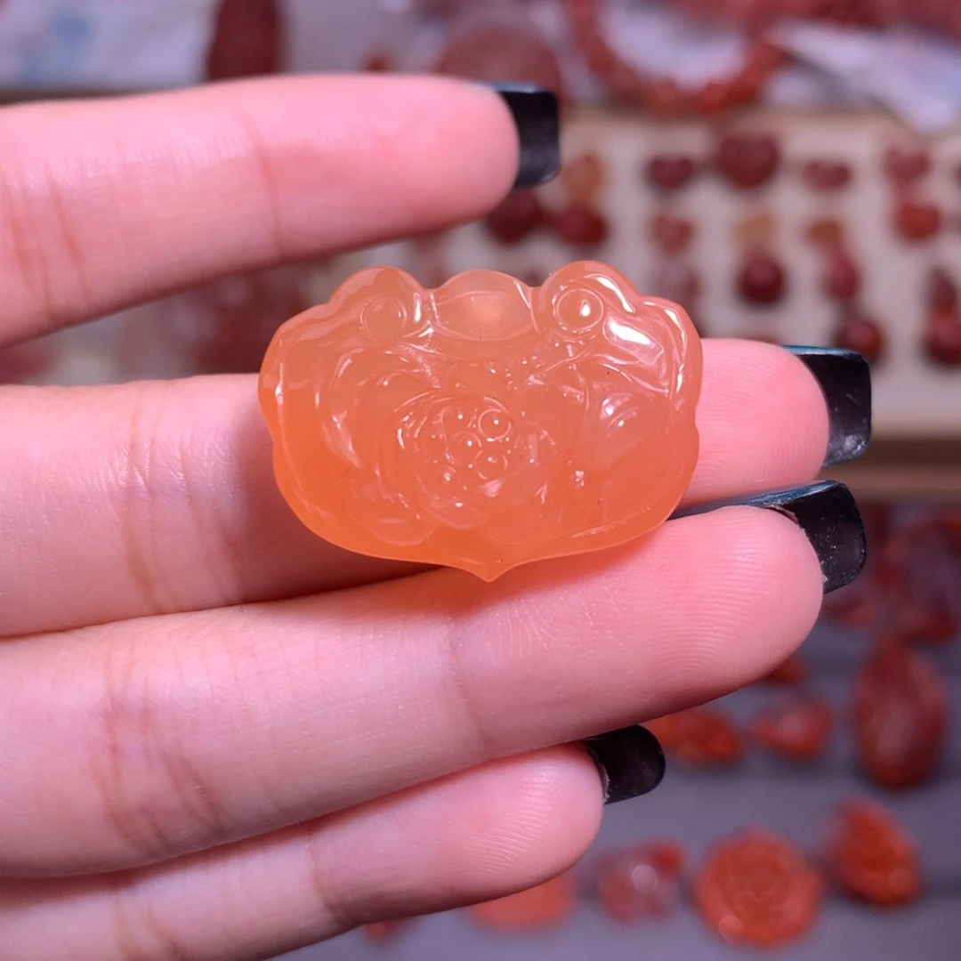 南红玛瑙未镶嵌珠宝半成品平安锁